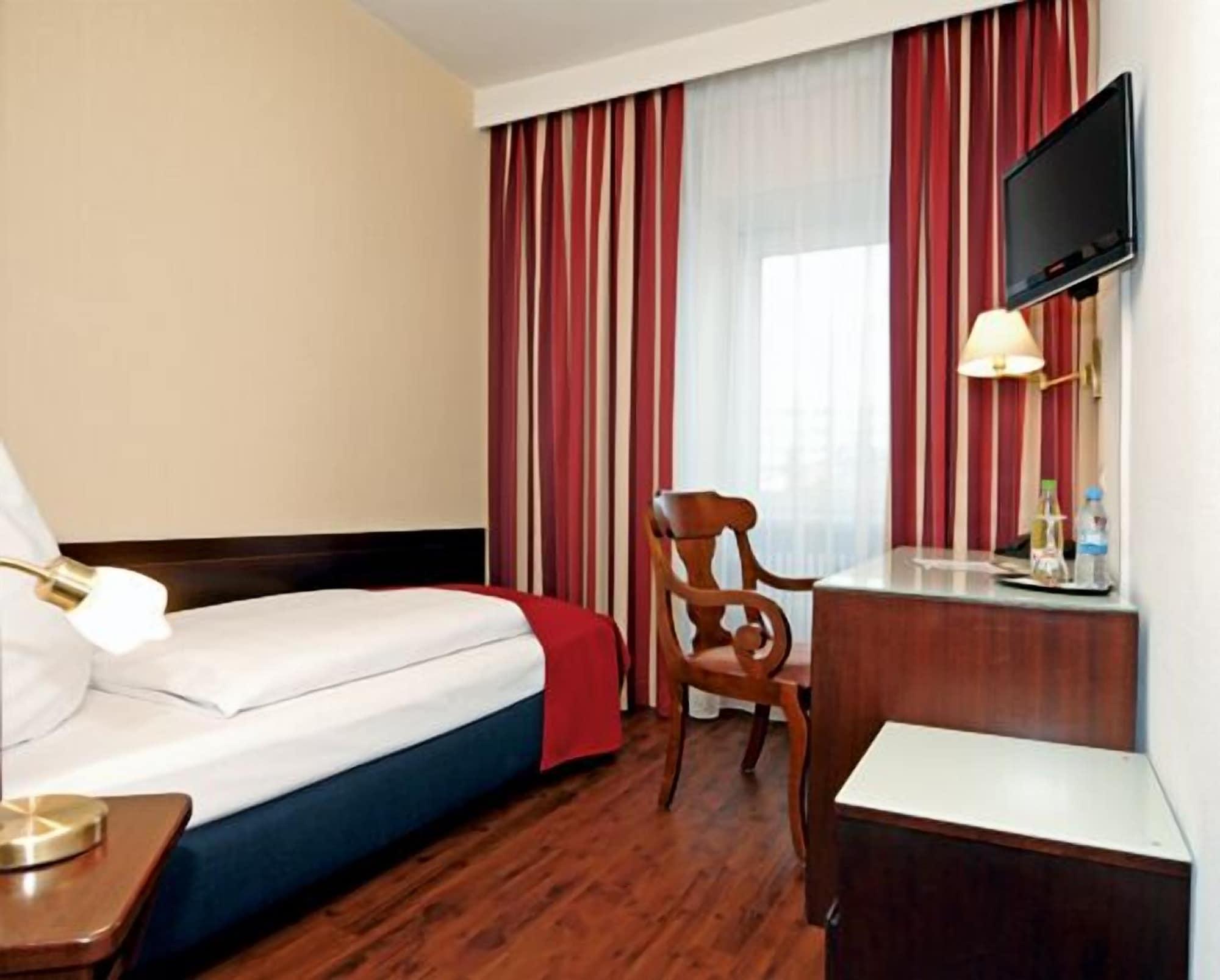 Hotel National Bamberga Esterno foto