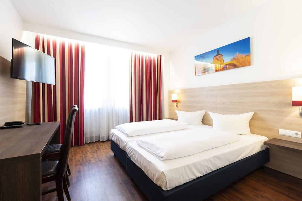 Hotel National Bamberga Esterno foto