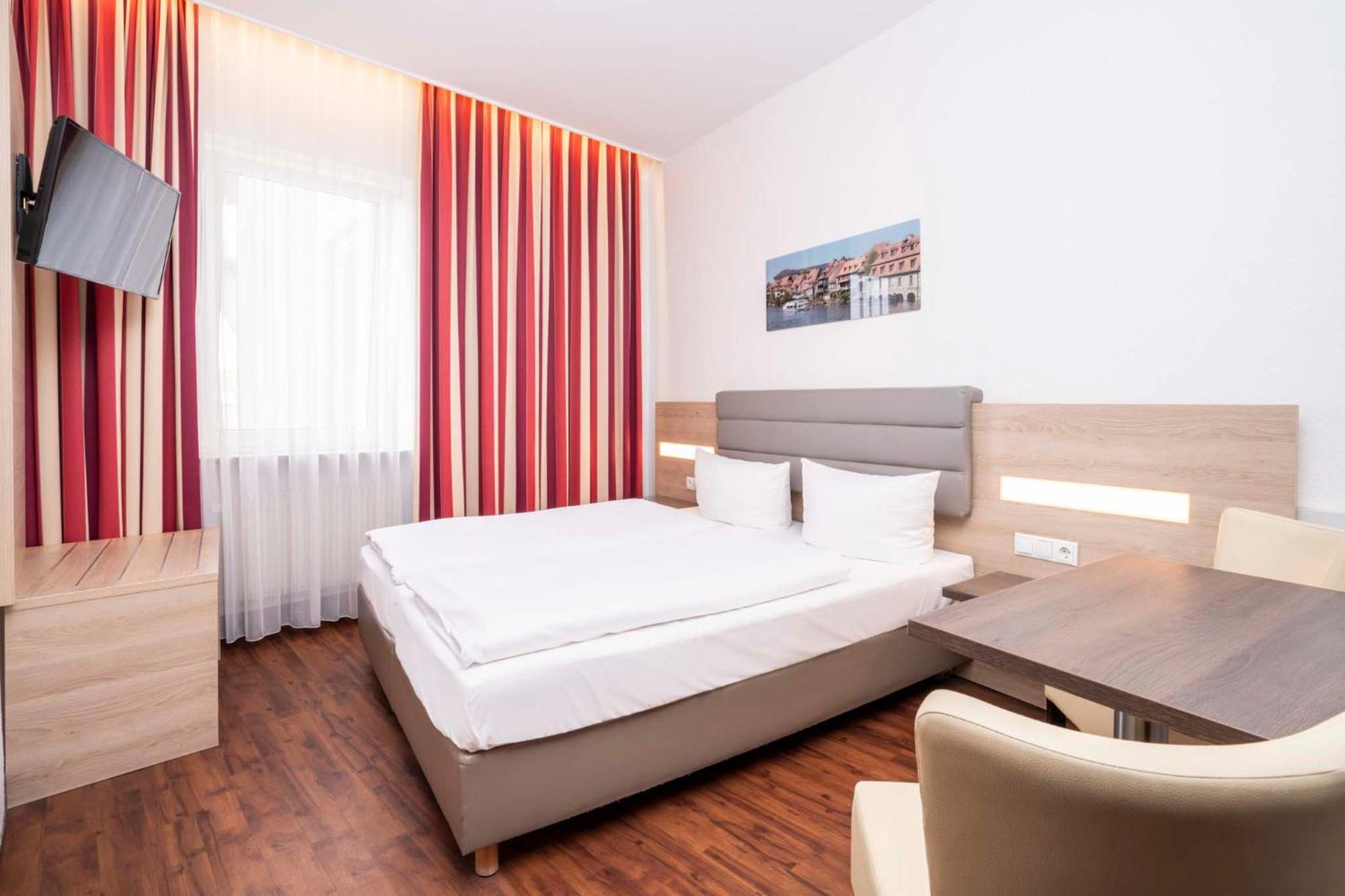 Hotel National Bamberga Esterno foto